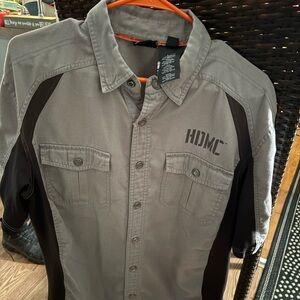 Harley-Davidson Gray and Black Shirt